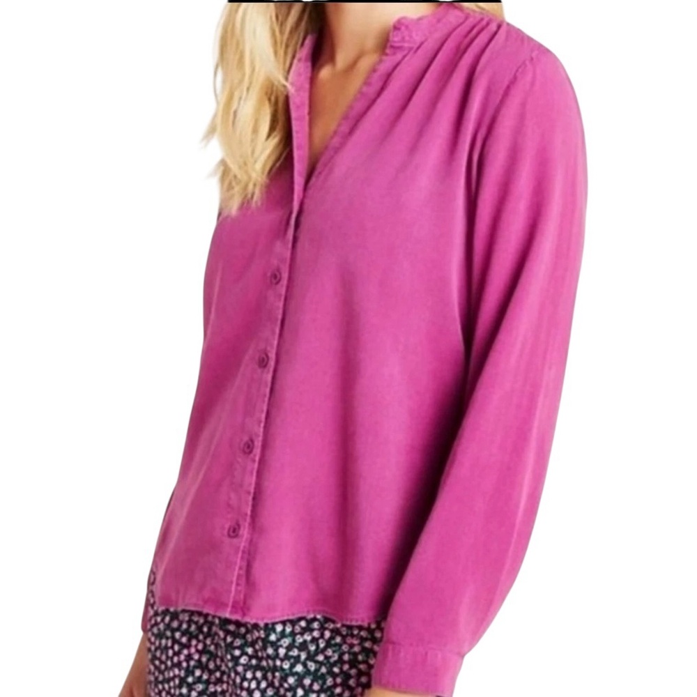 Anthropologie Cloth & Stone Smocked Soft Chambray Long Sleeve Button Down Blouse